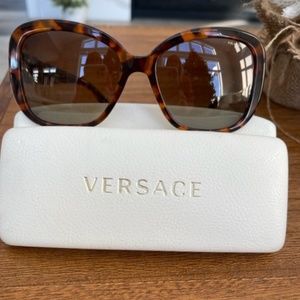 VERSACE POLARIZED SUNGLASSES